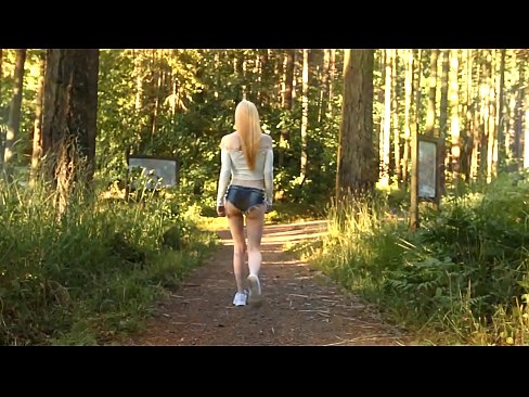 ❤️ Krásna žena sa pohybuje pomaly, nie nahé video ☑ Porno video na nás ☑