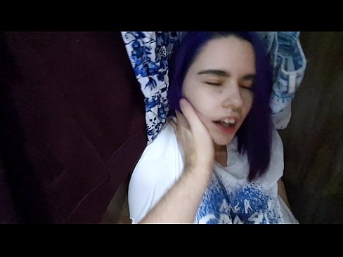 ❤️ Našiel som svoju sestru v skrini a pomohol som jej spraviť sa ☑ Porno video na nás ☑